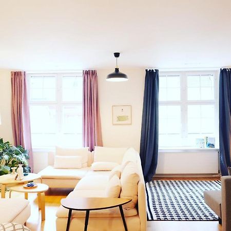 In Swiss Home - Marktplatz Spalenberg Loft Basel Eksteriør billede